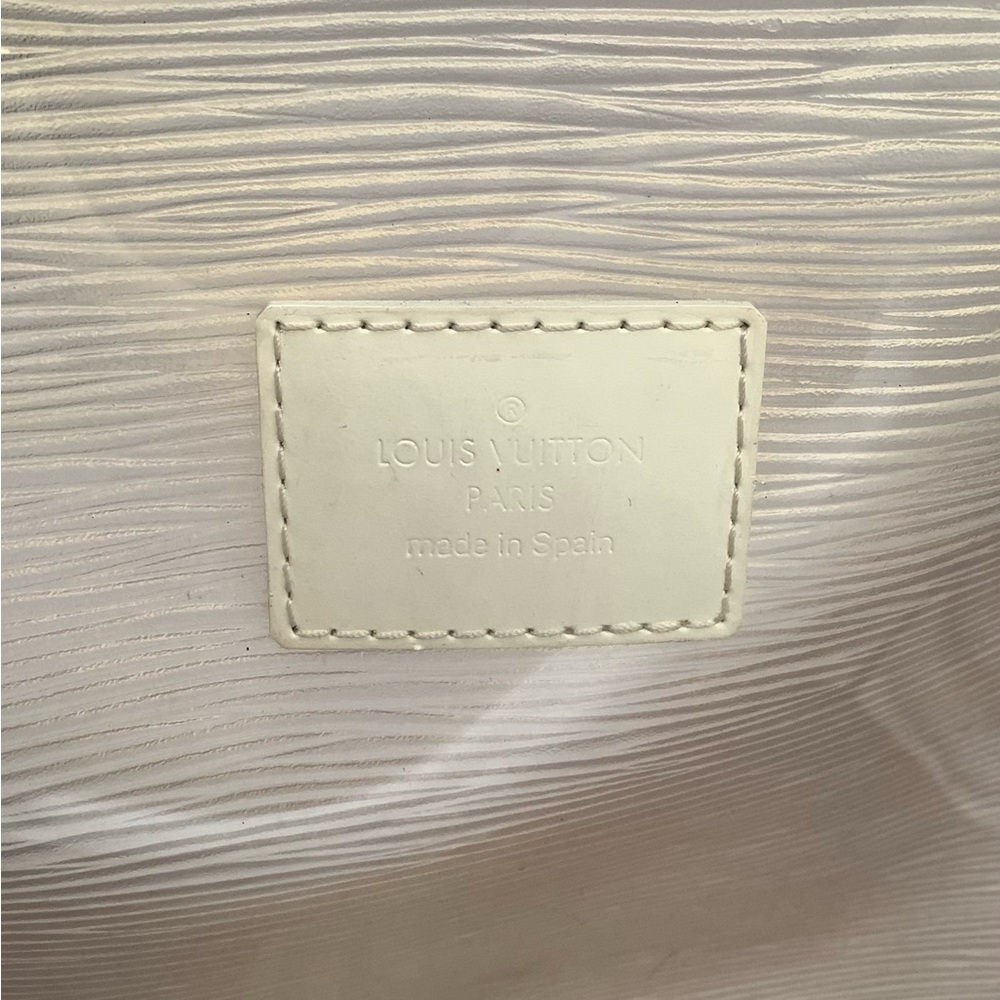 LOUIS VUITTON Epi Plage Lagoon Bay Tote in Clear - GUC - Picture 6 of 11